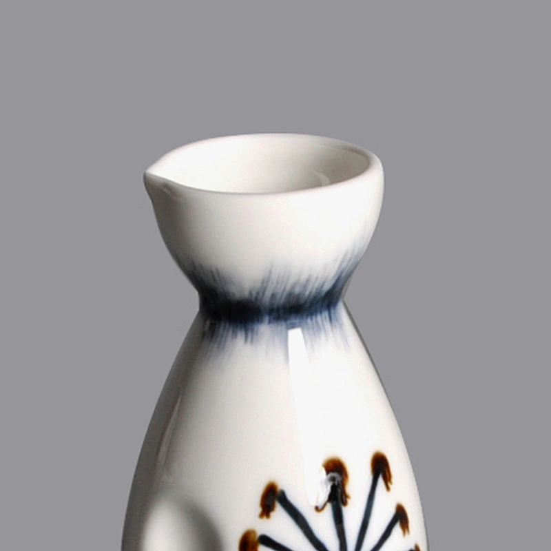 wholesale restaurant hotel japanese style porcelain wine jug ceramic sake bottle