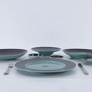 P&T Chaozhou Manufacturer Wholesale Porcelain Plates Black Soup Plate With Lid for Hotel