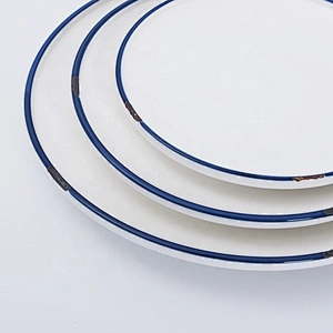 Custom Logo Cheap Unique Design Blue Edge Round Flat Restaurant Ceramic Plates Dishes