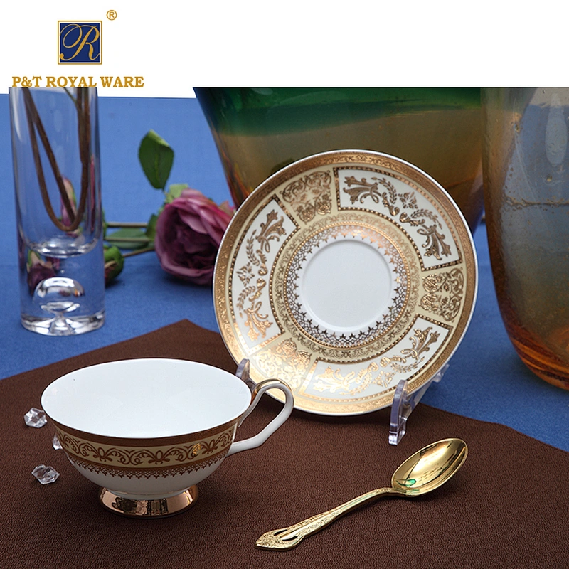 P&T Royal Ware Popular Design Bone China Decal Gold Dishes Plates for Dinner