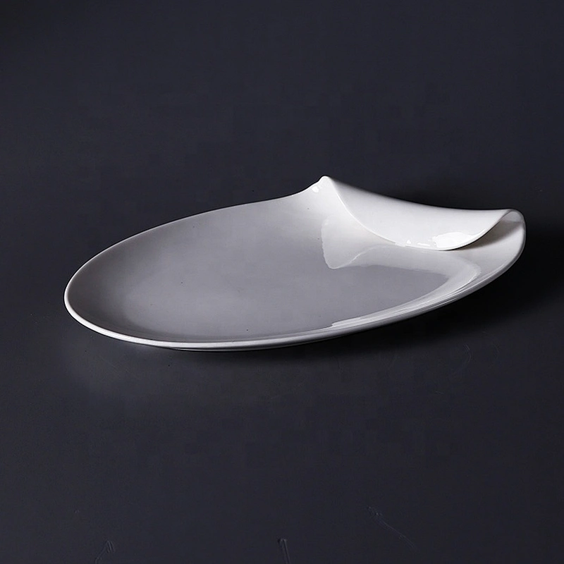 wholesale white hotel banquet restaurant hall dinnerware plate restaurant oval porcelain plate set