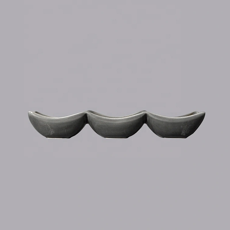 wholesale custom rectangle porcelain ceramic divided sushi dinner snack plates for holtel