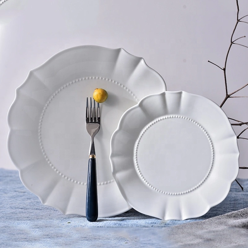 wholesale unique round floral flower edge white bone china ceramic wedding dinner plate for restaurant