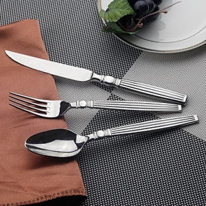High Grade Stainless Steel Cutlery Custom Logo 304 Stainless Steel Spoons Forks Knives Flatware Set Couverts Set for Hotel
