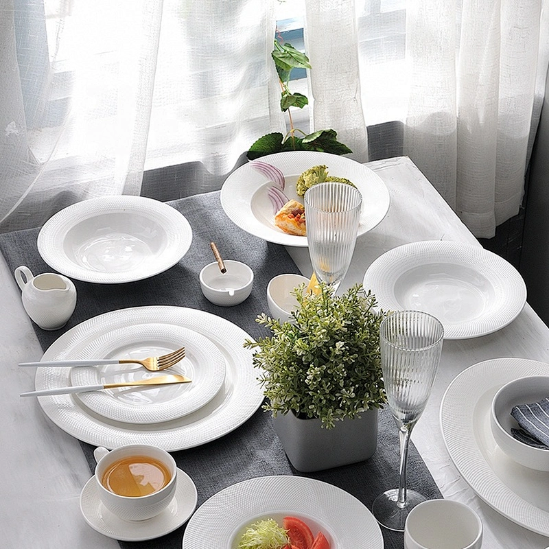 P&T Royal Ware custom modern round white hotel porcelain plate