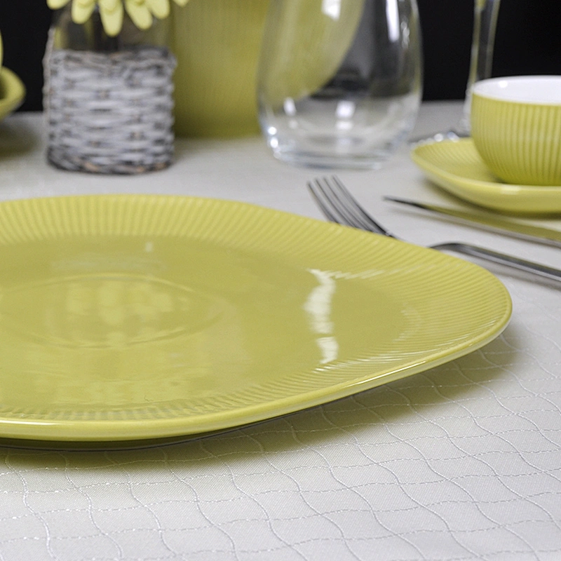P&T Hotsale High Quality China Manufacturer Square Shape Porcelain Dinner Set For Dishes Plates Ceramic Wedding
