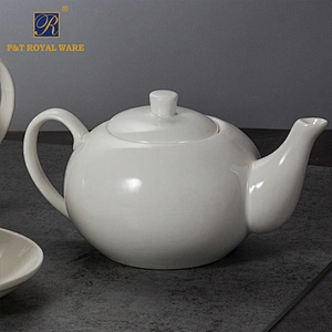 P&T Royal Ware White 500ml Porcelain Teapot Coffee Pot with Lid
