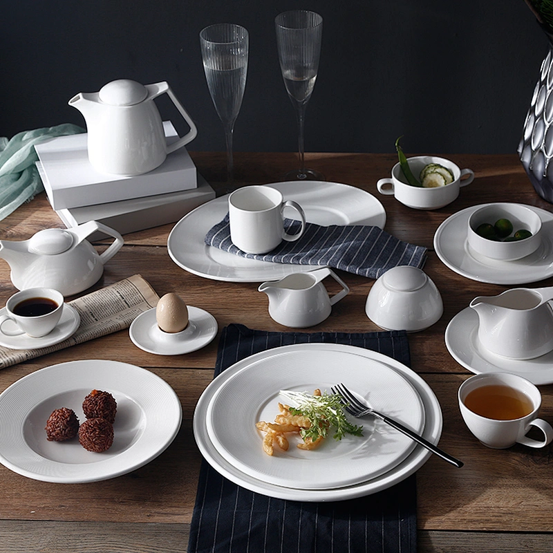 2019 wholesale round ceramic charger plate set white elegant wedding porcelain dining charger plate