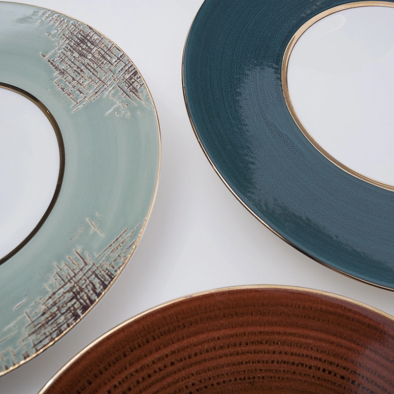 wholesale hotel restaurant colorful round gold rim ceramic porcelain wedding charger plates