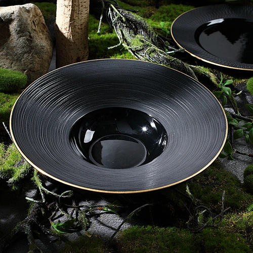 Elegant Matt Black with Gold Rim Restaurant Hotel Deep Soup Plate Ceramic Pasta Plate for Dinnerware