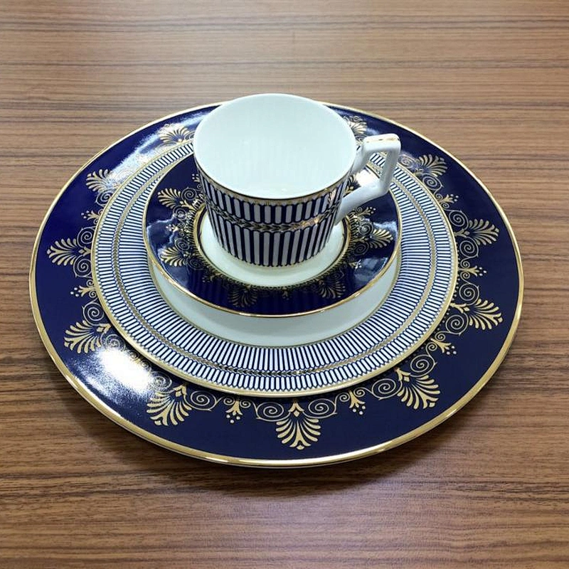 bone china factory,porcelain dinner set with gold rim design,color design decal plates