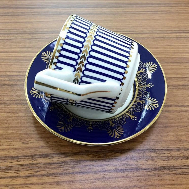 bone china factory,porcelain dinner set with gold rim design,color design decal plates