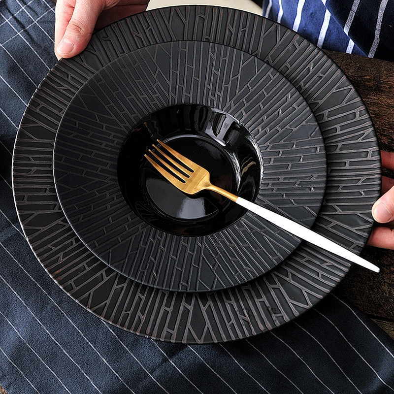 P&T Royal Ware, Black color plates, Unique pasta plates for restaurant use