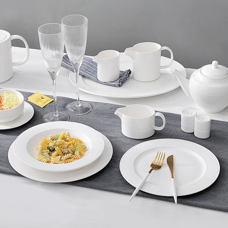 Professional Hotelware Supplier Ceramic White Dinner Plate For Hotel Use