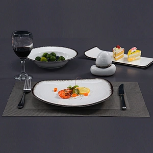 P&T porcelain ceramic porcelain restaurant&hotel irregular  food plates for household party plates
