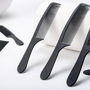 OEM available hot sale hair cutting comb carbon combs heat resistant