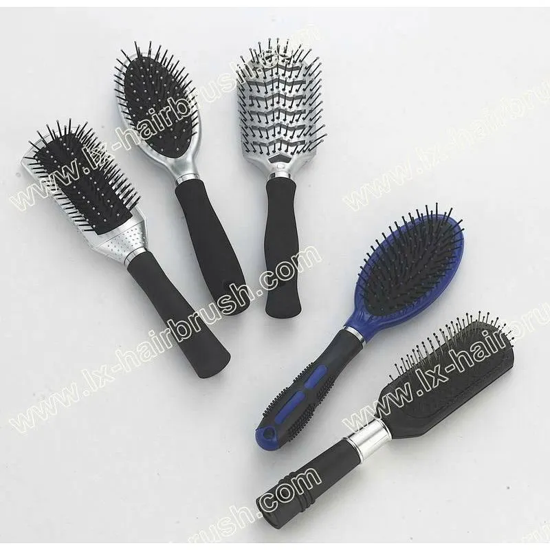 Plastic cushion/vent hairbrush set