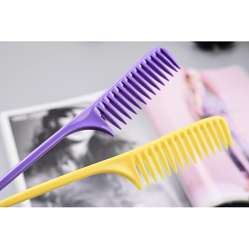 Wholesale long plastic customized pin rat tail comb