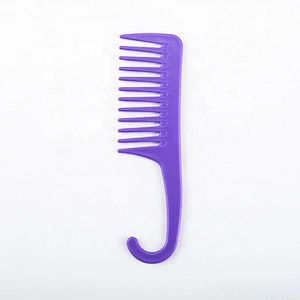 Wholesale high quality plastic non-tangled wide tooth comb curved  hook hair comb