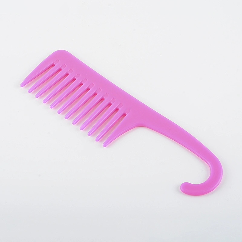 Wholesale cheap wide plastic tooth hook comb for bath