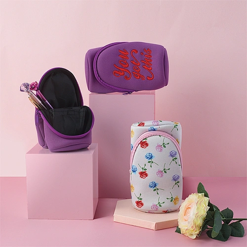 pencil case stand