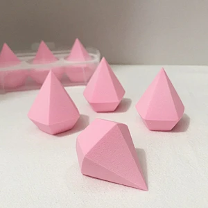 Hydrophilic Diamond Shape Makeup  Non Latex Sponge Cosmetic Puff  Makeup Sponge Three Dimensional Sponge Powder Puff