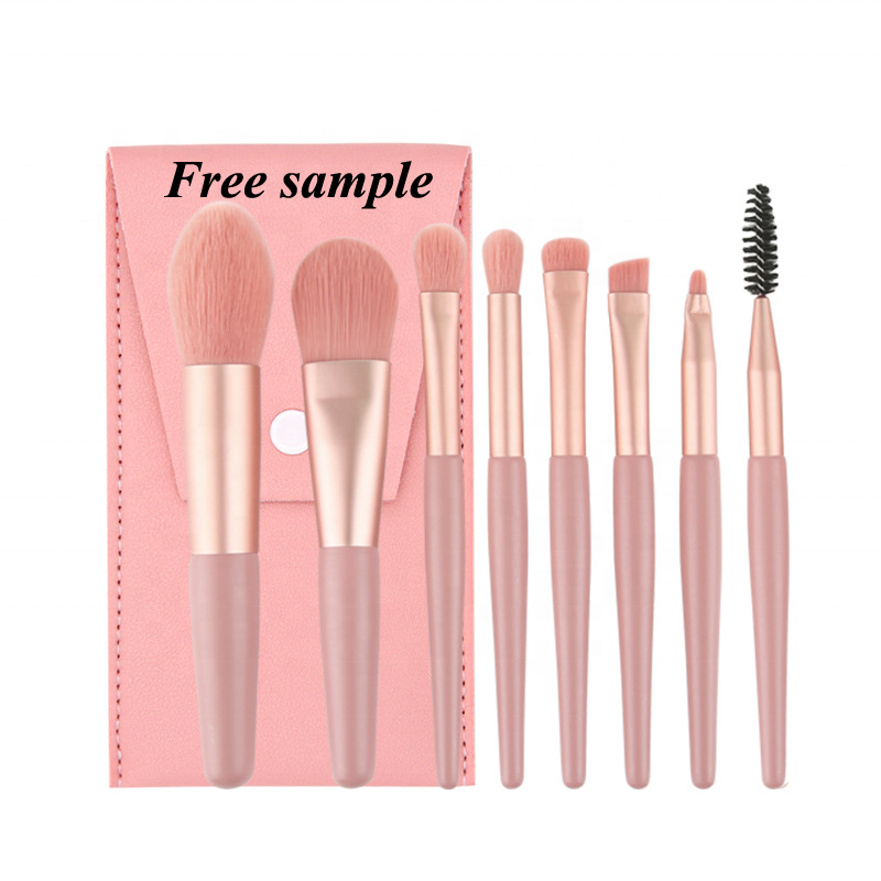 Wholesale no logo wood handle soft Fiber hair make up tools makeup brush set