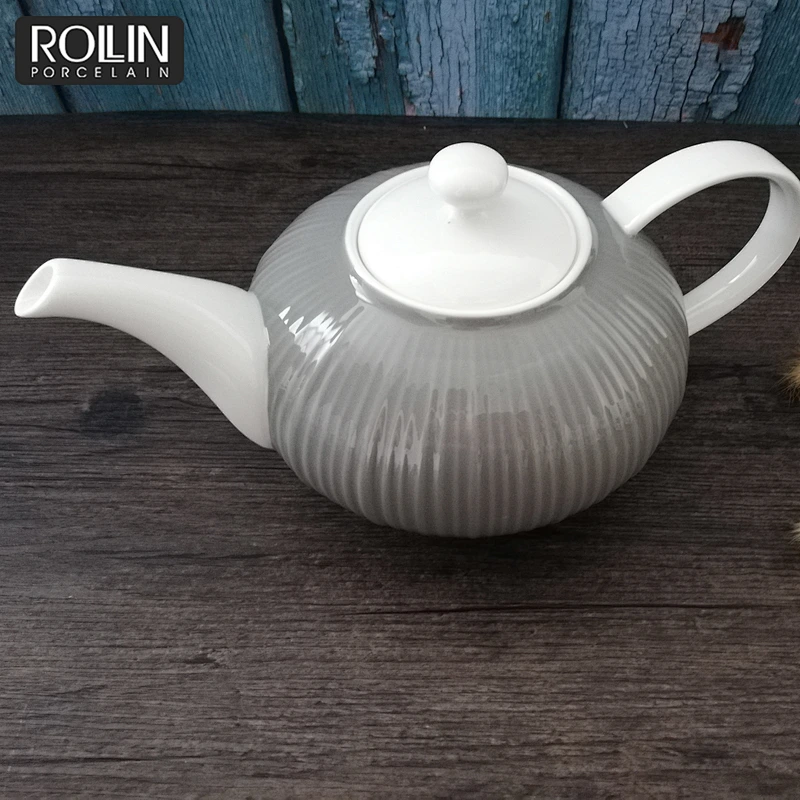 High quality Hotel Used Tableware White Ceramic Bone China On-glazed Luxury Dinnerware Sets