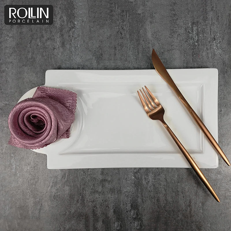 Wedding banquet used irregular shape ceramic cooking plate
