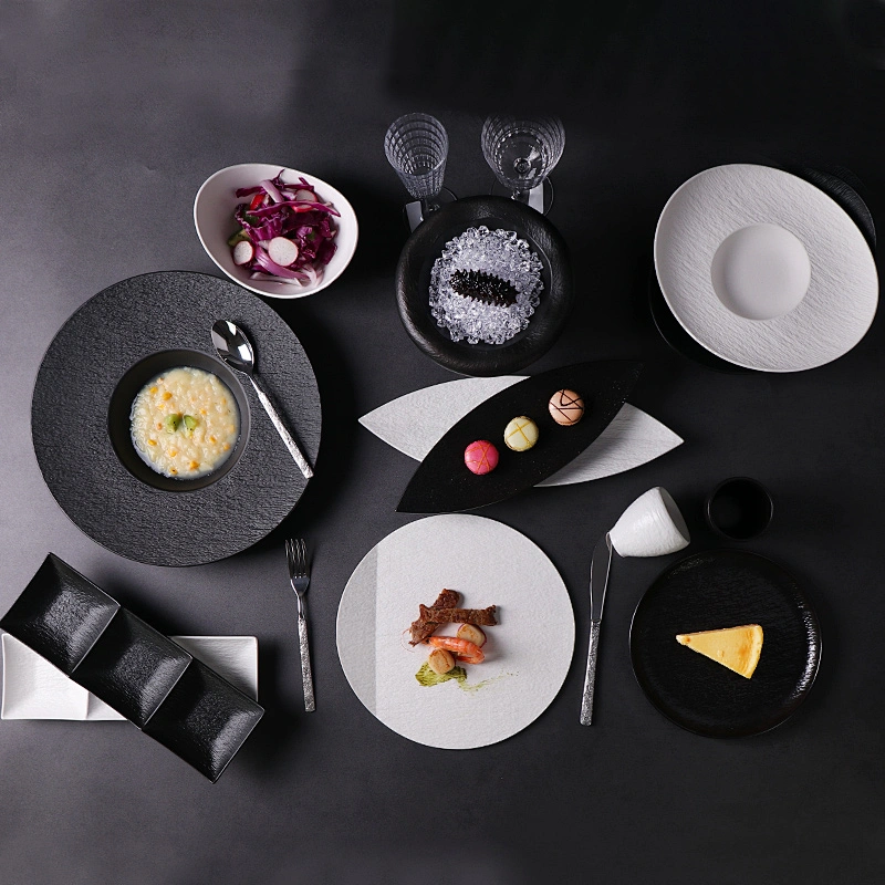 Modern Design Porcelain Dinner Plate Matte White Plate Elegant Dining Plates for Hotels