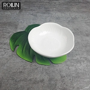 Hotel Teatime Dinnerware White Porcelain Serving Plum Blossom Shaped Dessert Snack Dish