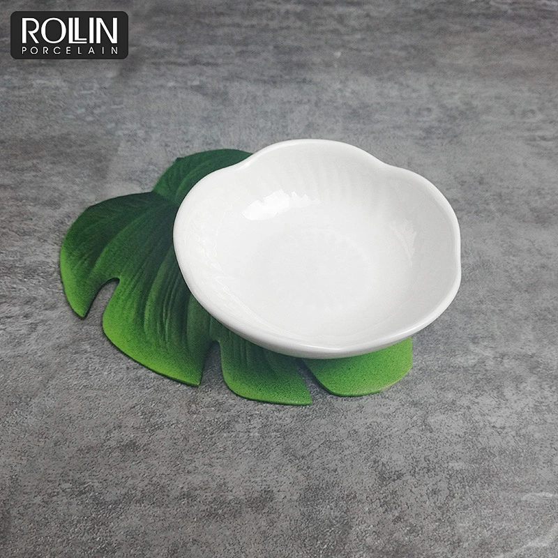 Hotel Teatime Dinnerware White Porcelain Serving Plum Blossom Shaped Dessert Snack Dish