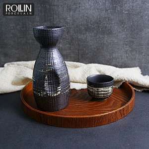 Japanese hand-printing porcelain sake bottle Saki cup black sake set