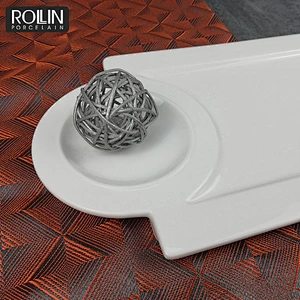 Wedding banquet used irregular shape ceramic cooking plate