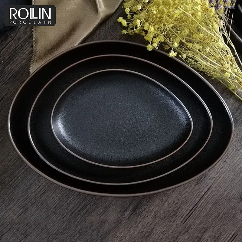 High Quality Black Porcelain Triangle Dinner Plates Dishwasher Safe Dessert Plates