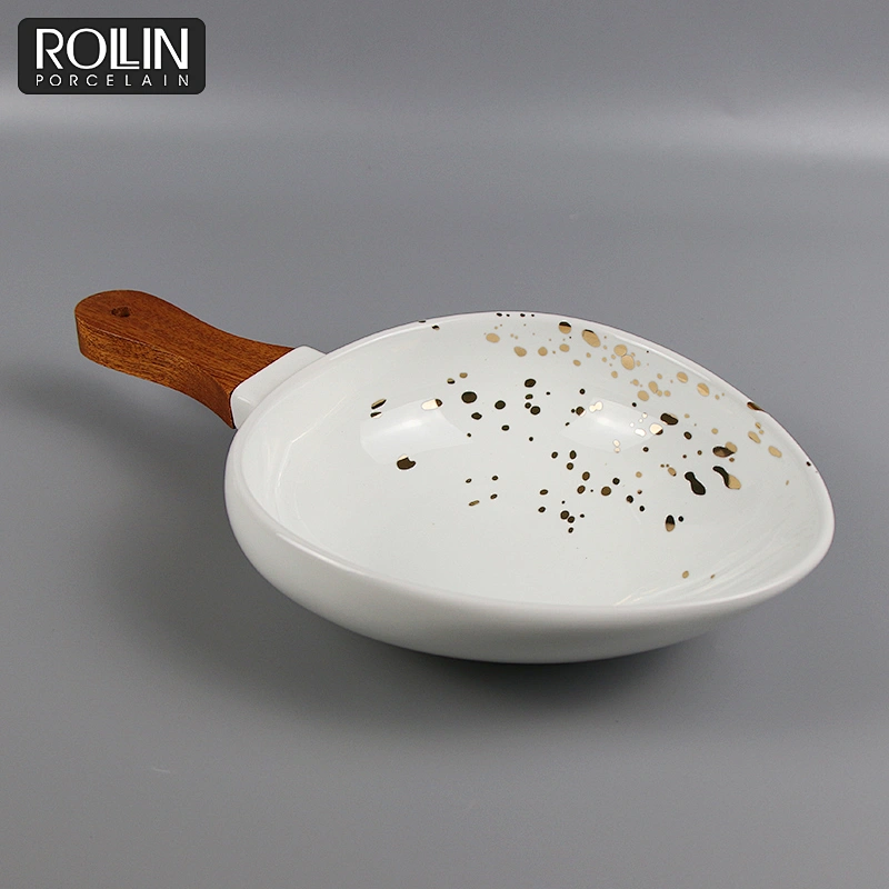 New Design Gold printing Porcelain Plates White Porcelain Plates with wooden handle Crockery Leaf Shape Plates