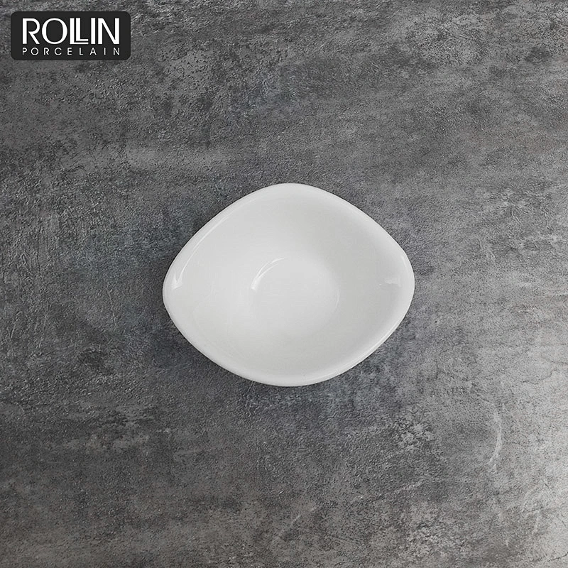 Hotel white porcelain dinnerware oval small porcelain dish relish dish