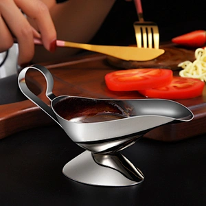 Western Restaurant Usage Stainless Steel Gravy Sauce Boat Serving Jug Thermal Sauce Container
