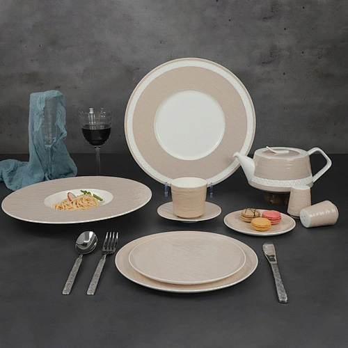 Good quality fine bone china dinner set Luxurious style ceramic dinner set