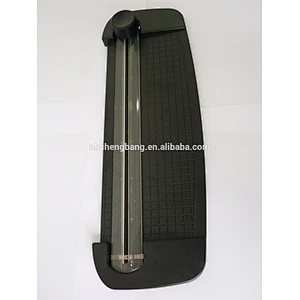 Paper trimmer