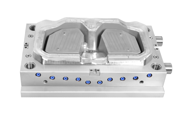 Auto parts mold