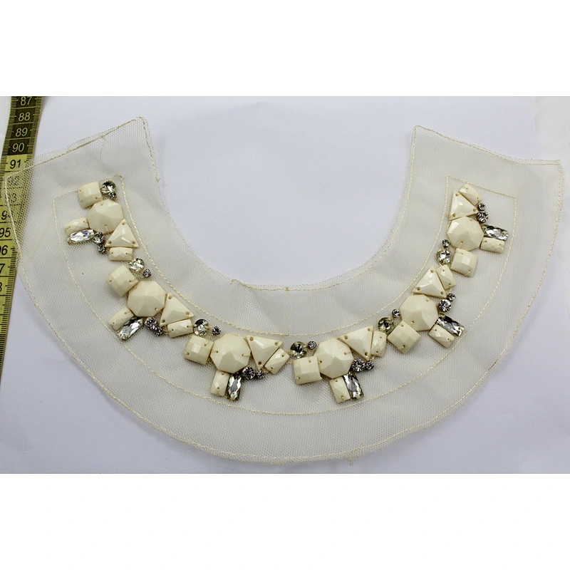 beads collar