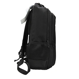 Business travel laptop bag with USD charging port