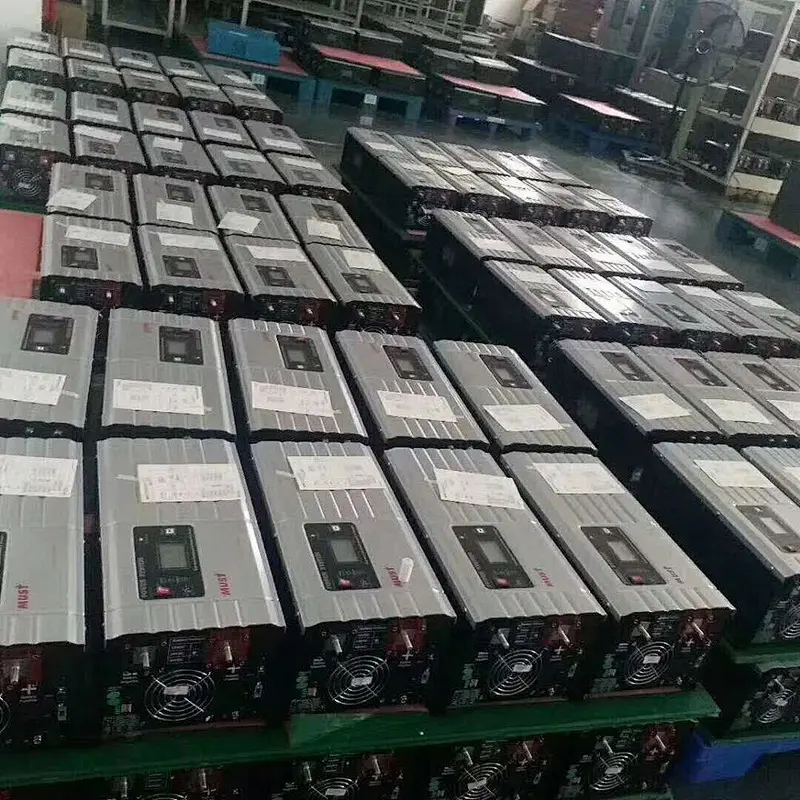 Hot  selling 1000W 1500W 2000W 2500W 3000W 6000w Pure Sine Wave Solar Power Inverter 12V 220V