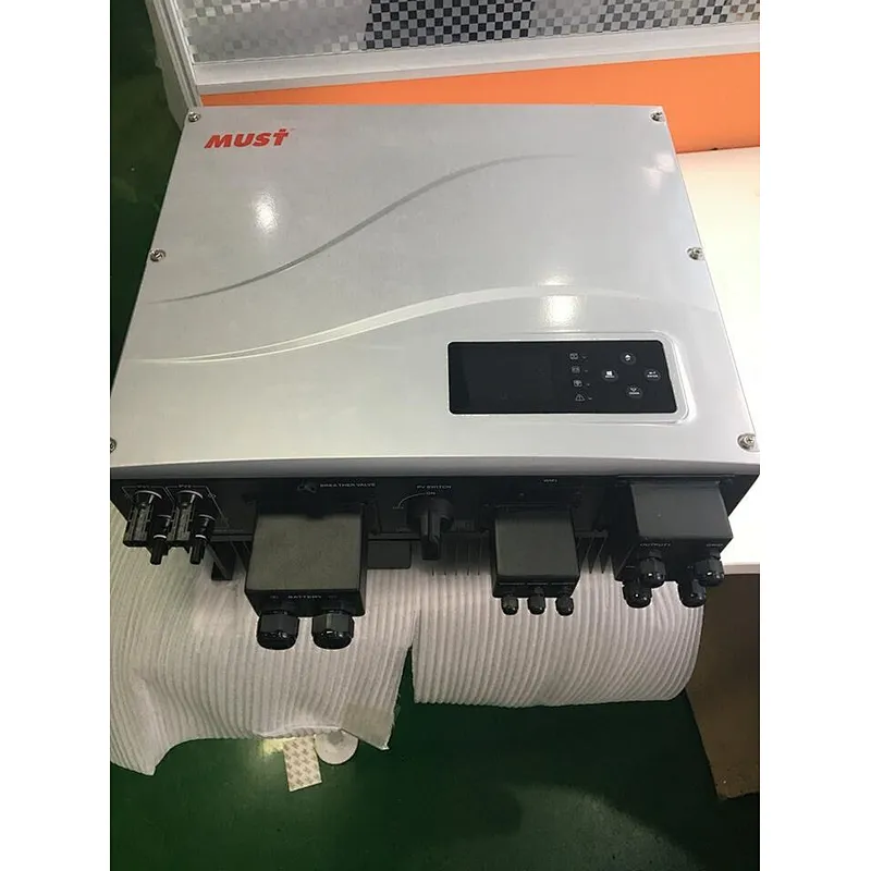 Hybrid solar inverter IP65 inverter with battery backup