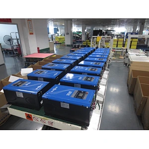 40Amps MPPT solar charger inverter 4000w 24v 110v dc to ac inverter price in Colombia
