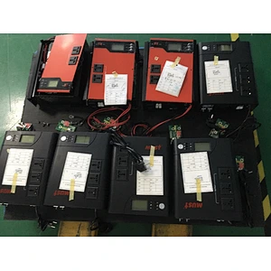 MUST PV1100 Plus 1.44KW DC12V to AC220V DC AC Power Inverter With Battery Charger