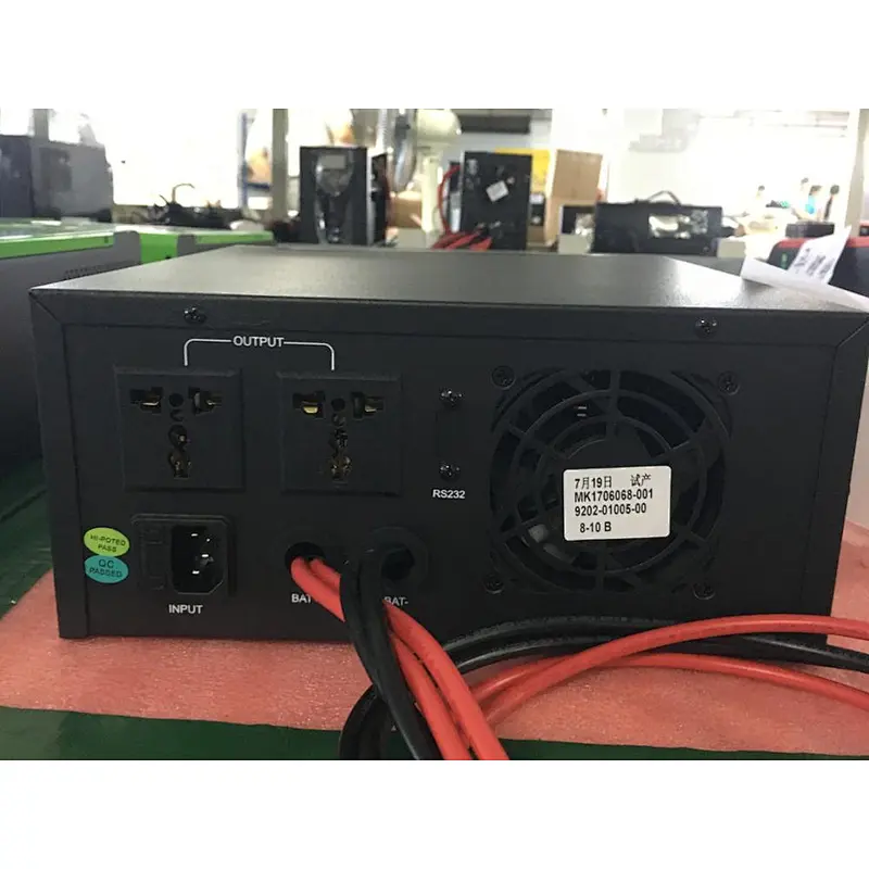 Hot  selling MUST 800W DC12V to AC230V off grid pure sine wave mppt solar power inverter with charger