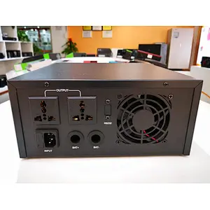 Hot  selling MUST 800W DC12V to AC230V off grid pure sine wave mppt solar power inverter with charger