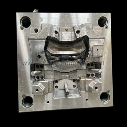 Headlight mold supplier